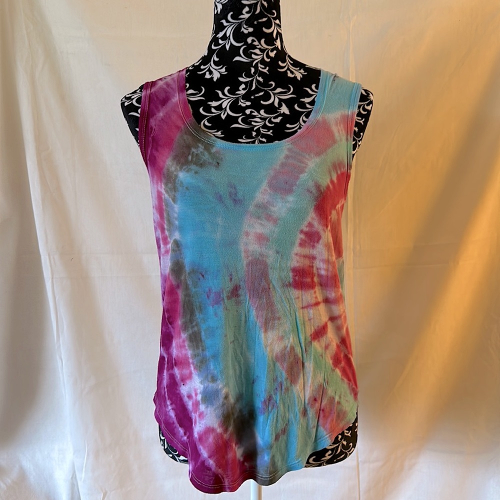 Tie dye size small hand dyed